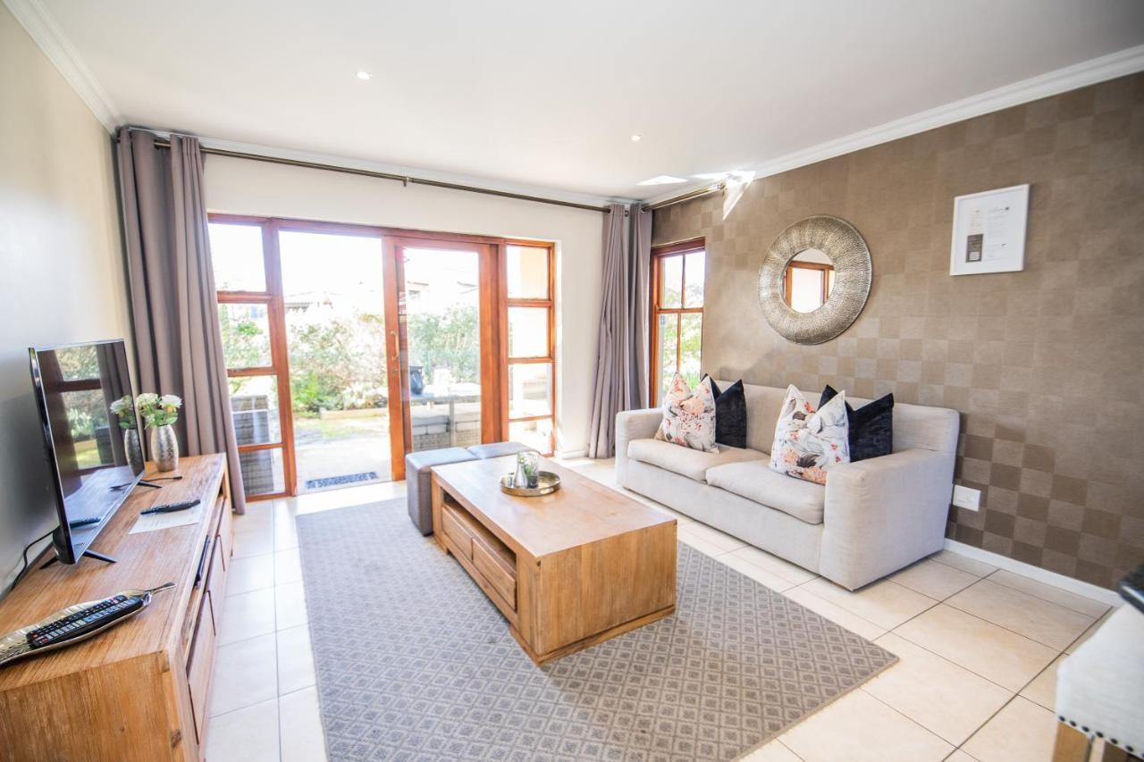 Six Whale Rock Gardens With Back Up Power For Load Shedding Apartment Plettenberg Bay Exterior photo